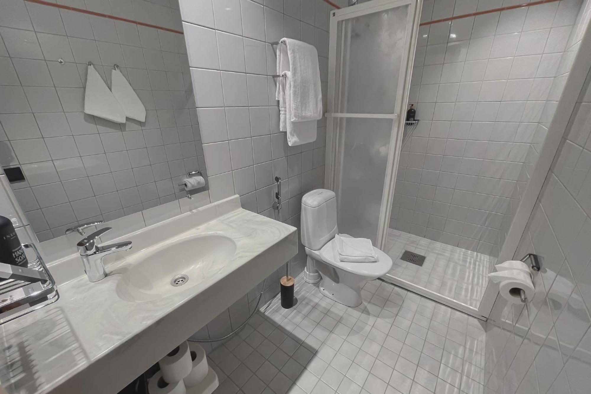 Ineon Hotel Turku Exterior photo